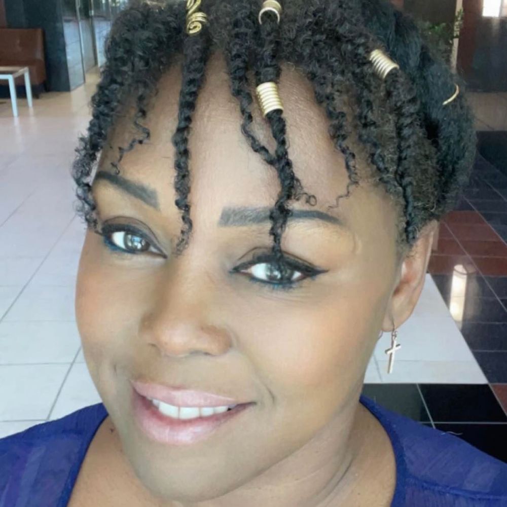 Meet your Posher, Rene